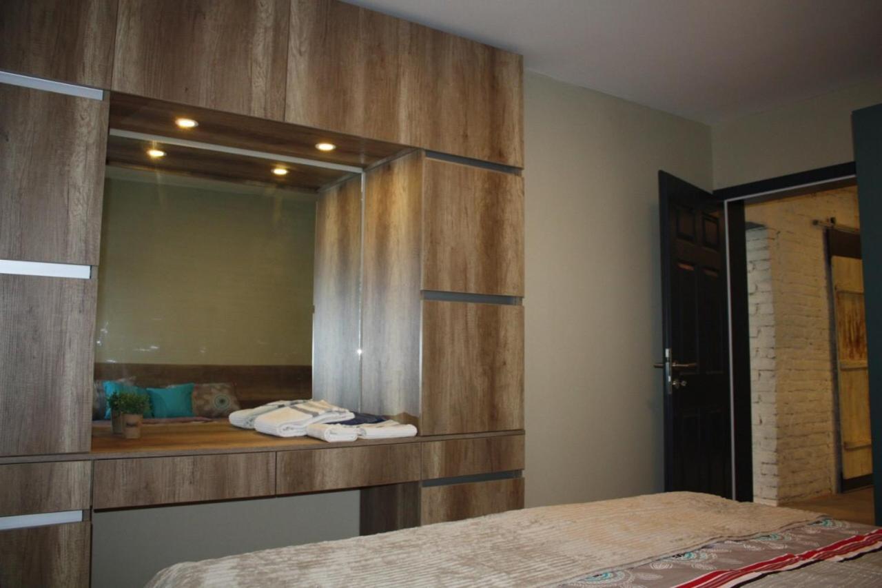 Mihajlovik Lux Apartment In Heart Of Skopje Exterior photo